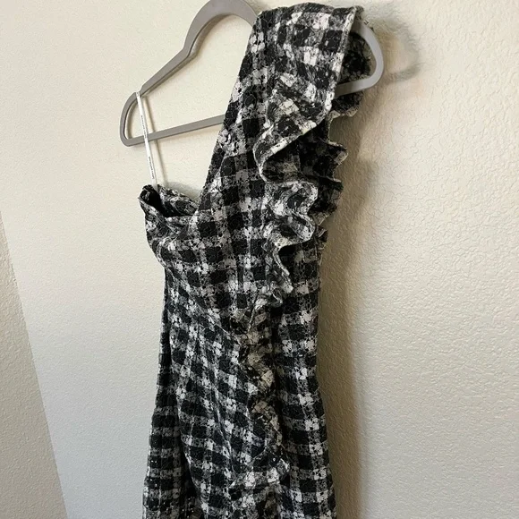 LOVERS AND FRIENDS x REVOLVE | Seana Mini Ruffle Dress in Black & Ivory | Size S - Picture 4 of 12